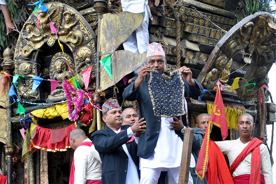 रातो मच्छिन्द्रनाथको भोटो देखाइने दिन आज