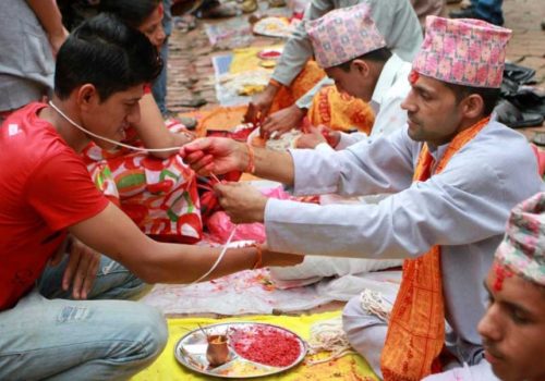 आज जनैपूर्णिमा अर्थात् रक्षाबन्धन, देशभर धुमधामसँग मनाइँदै (यस्ताे छ पौराणिक मान्यता)