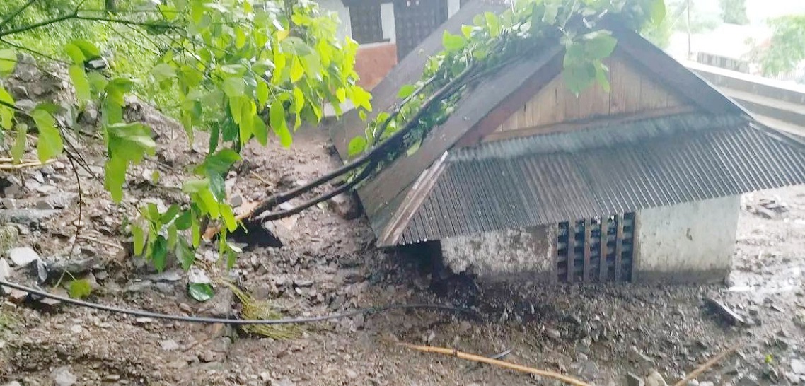 प्राकृतिक विपद्‍मा परी एक सय ५४ जनाको मृत्यु, ४७ बेपत्ता