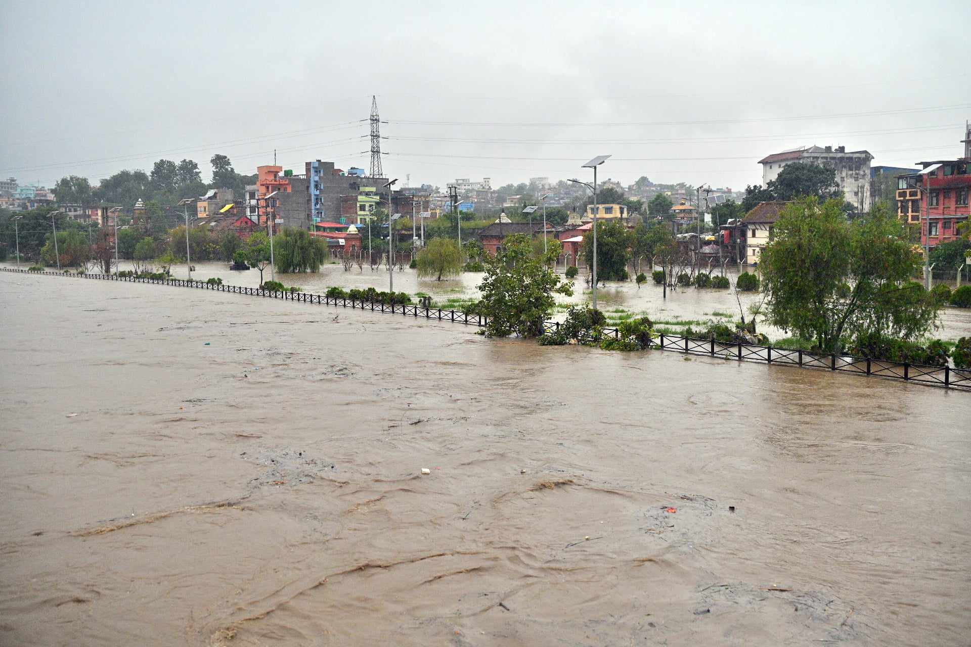 उपत्यकाको ११ स्थानमा हालसम्मकै ‘रेकर्ड ब्रेक’ गर्ने वर्षा